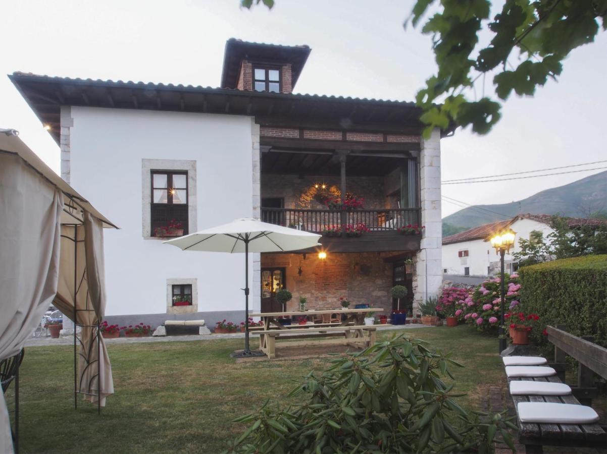 Casa de la Montaña Albergue Turístico Avín Exterior foto